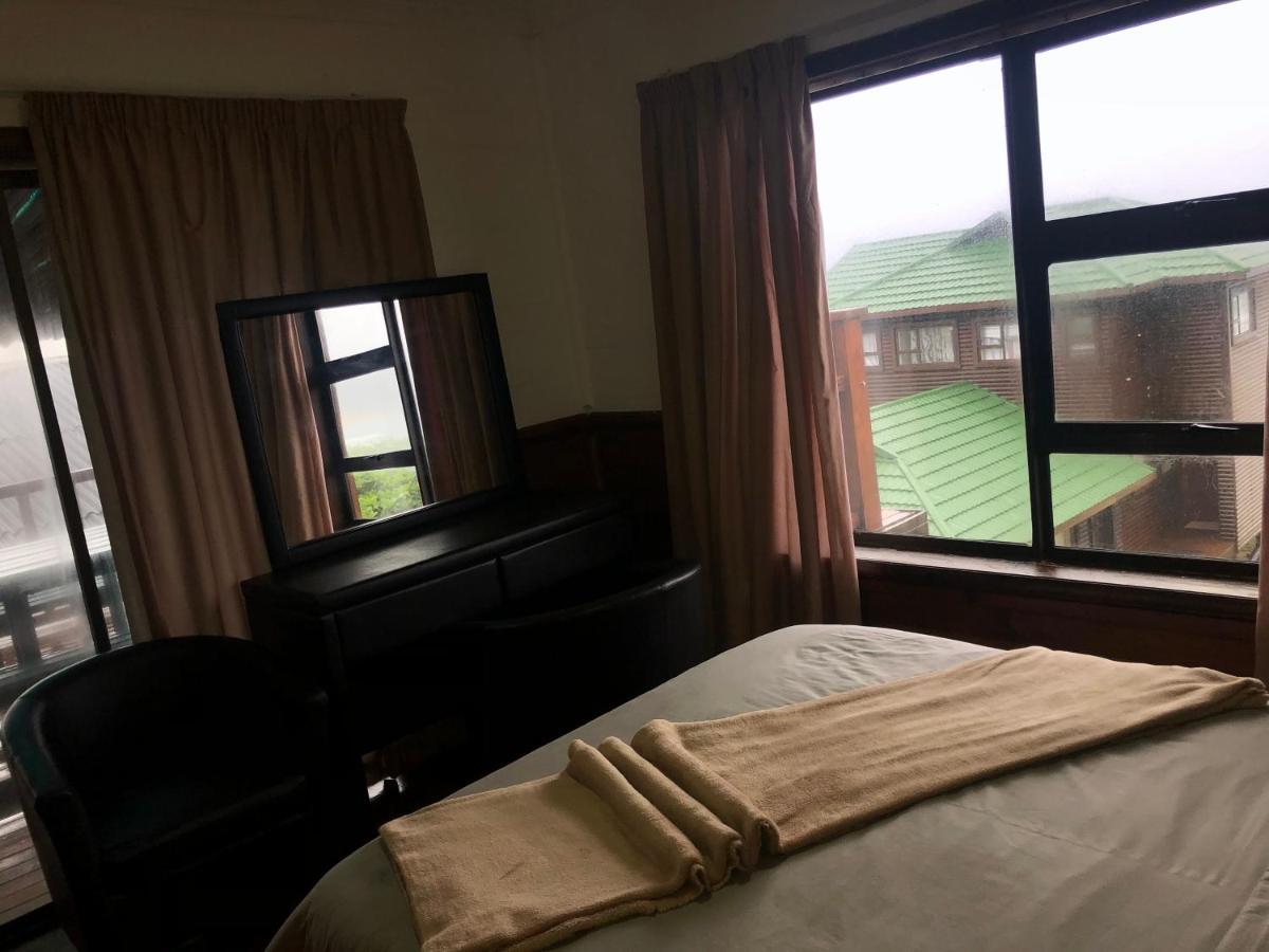 Paraiso Do Ouro Beach Front Resort Budget Accommodation ポンタ・ド・オウロ エクステリア 写真